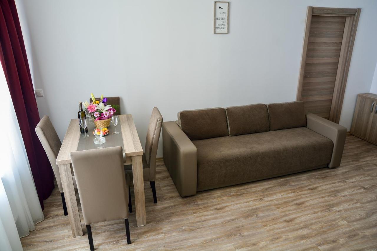 Oceana Summerland Apartment Mamaia Bagian luar foto