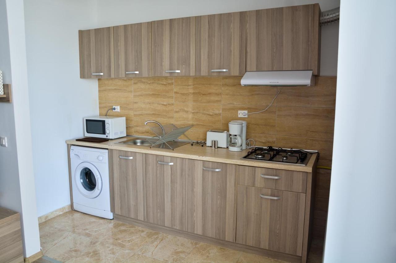 Oceana Summerland Apartment Mamaia Bagian luar foto